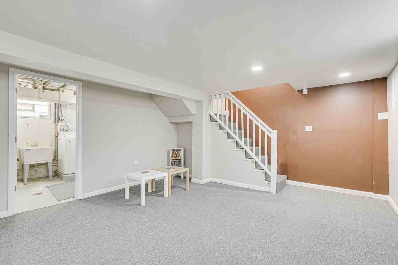 12827 S Morgan St #1546010P - Photo 4 of 27