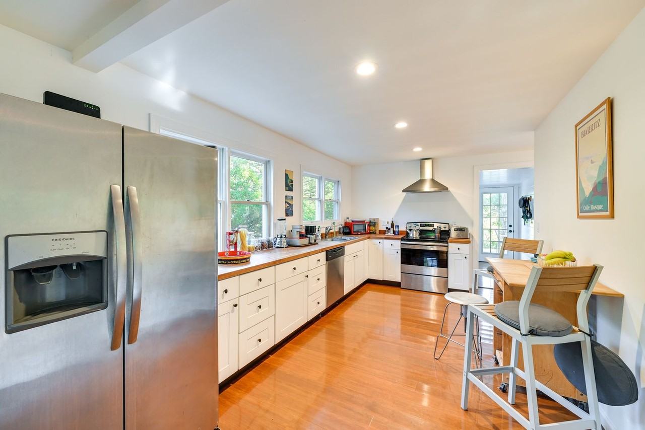 67 Reeves Bay Trl #1546122P - Photo 5 of 15