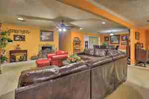 featured image of 2109 Woodside Dr