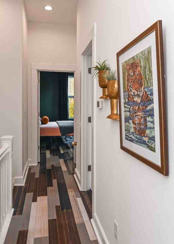 2710 Woodburn Ave #1549782P - Photo 5 of 25