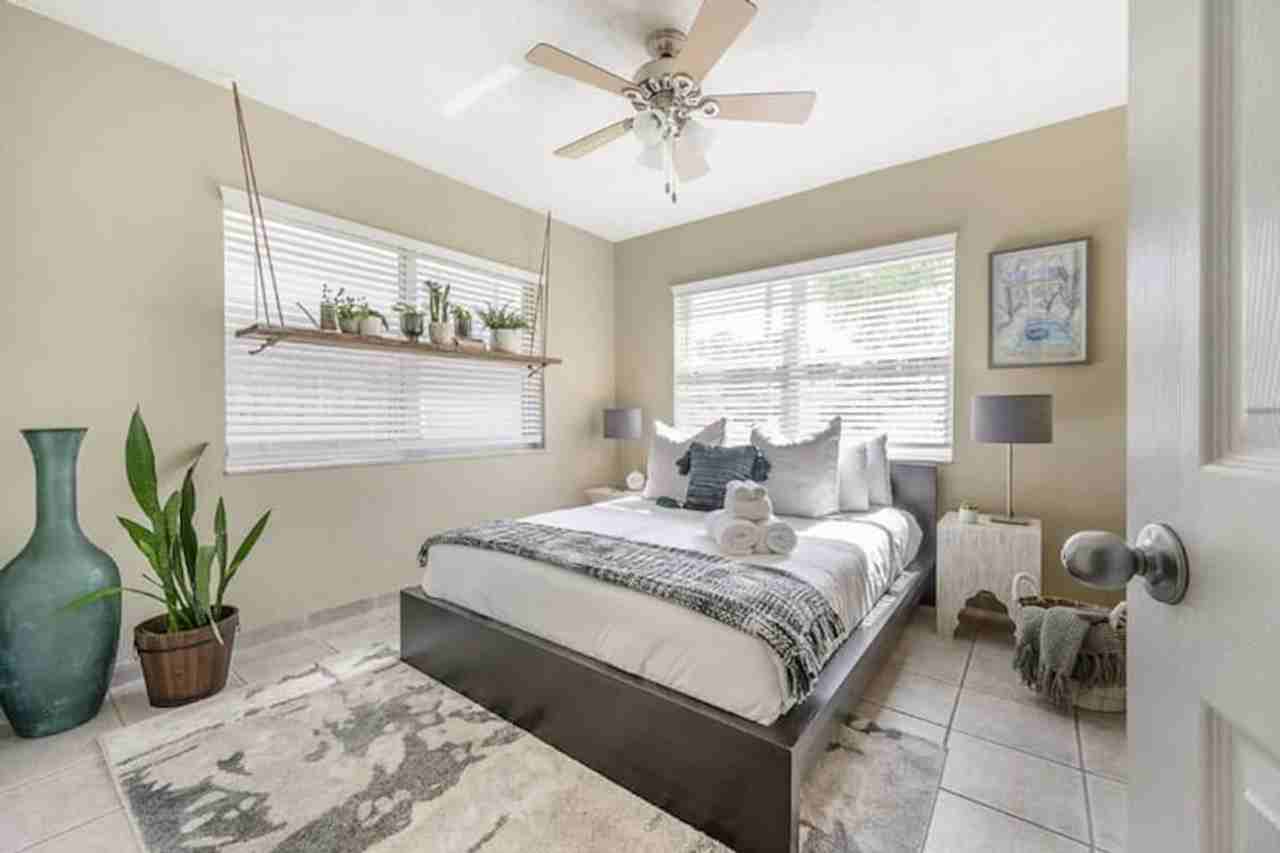 2415 W Carmen St #1553483P - Photo 5 of 28