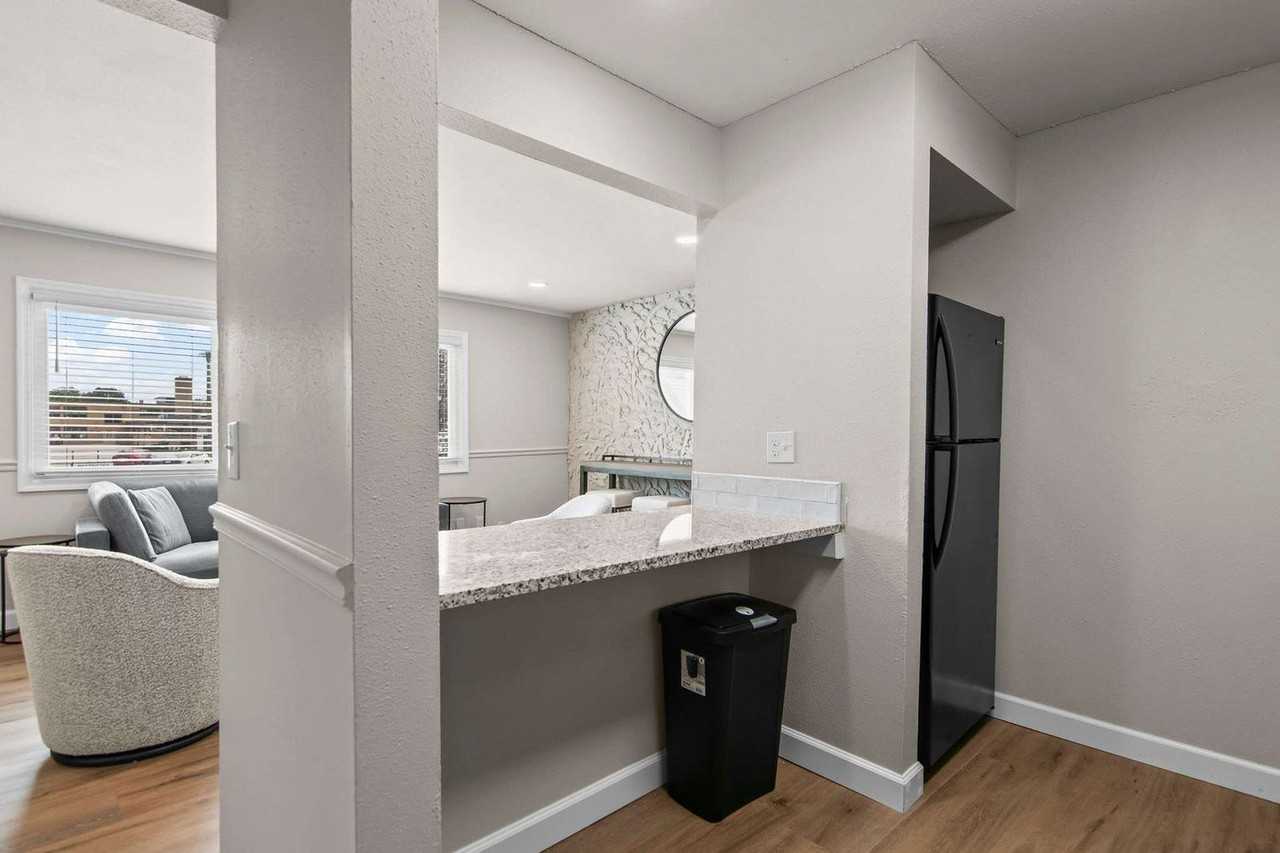2309 Cherry Hills Dr #1553494P - Photo 7 of 13