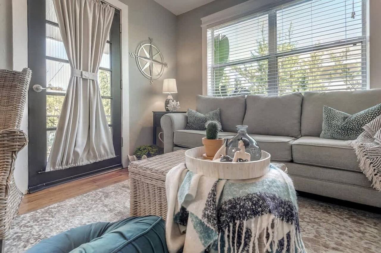 1906 S Habana Ave #1553484P - Photo 2 of 25