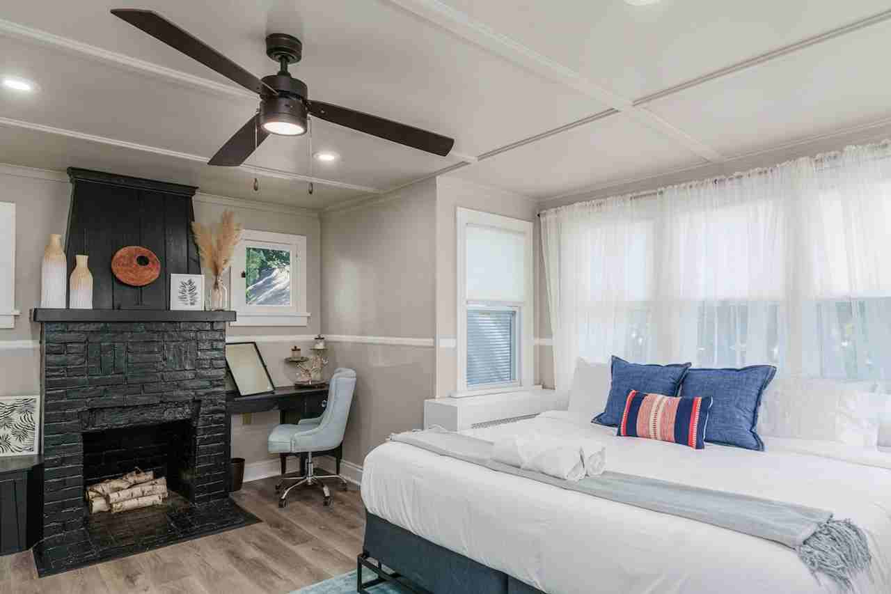 36 Madison St #1556355P - Photo 4 of 45