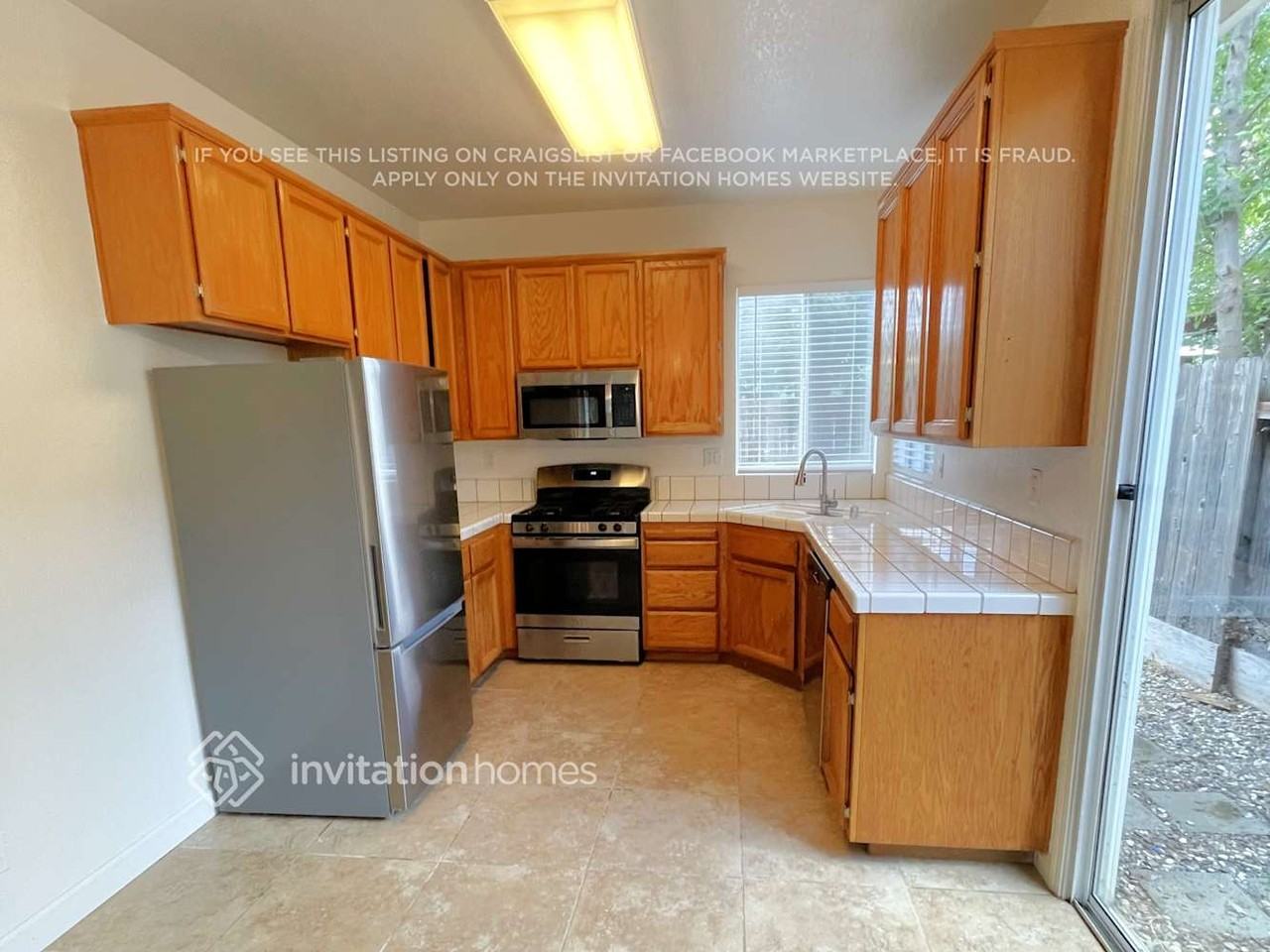1975 Ajay Dr - Photo 3 of 10