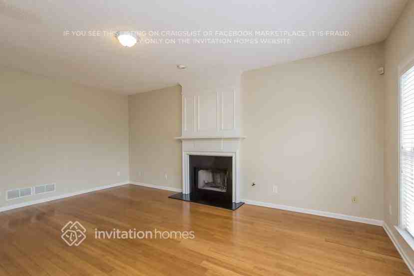 2132 Tallapoosa Dr - Photo 3 of 11