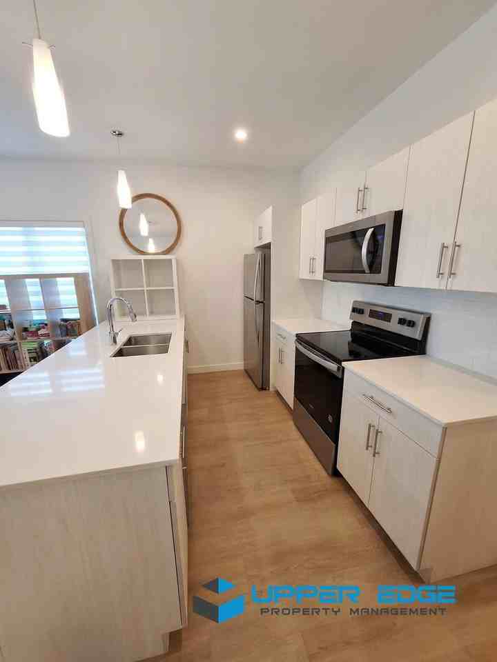 91 Morier Avenue - Photo 2 of 14