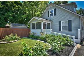 featured image of 11 W 80th St