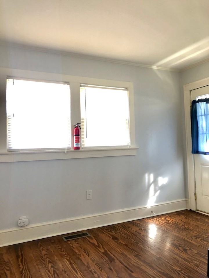 112 Morrow St - Photo 4 of 16