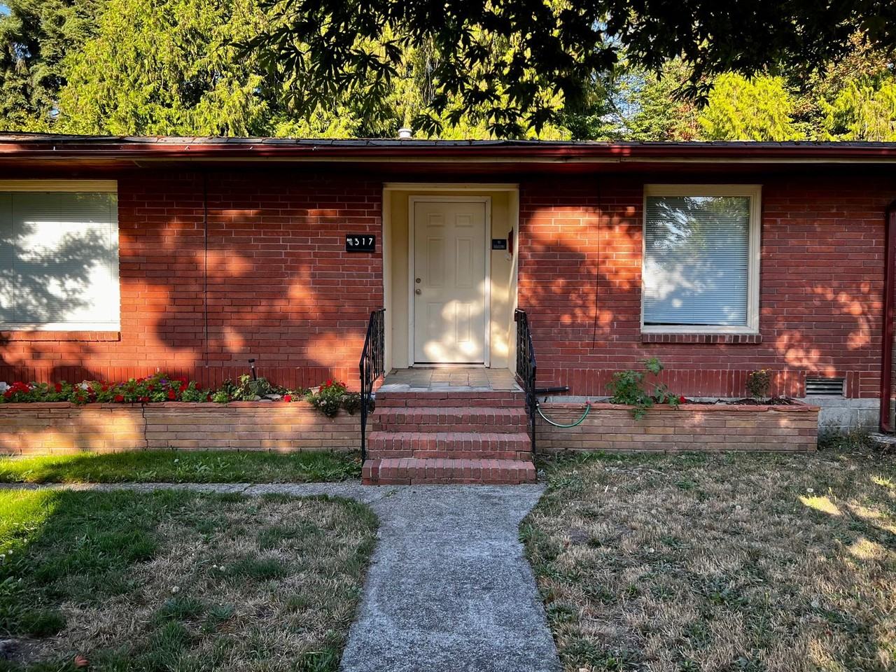 317 S Hartford Ave - Photo 3 of 21