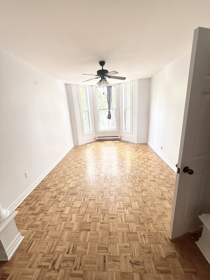 2151 Avenue d'Oxford - Photo 5 of 19