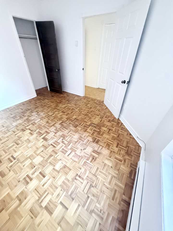 2151 Avenue d'Oxford - Photo 7 of 19