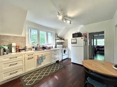 37 Marina Avenue #B - Photo 5 of 14