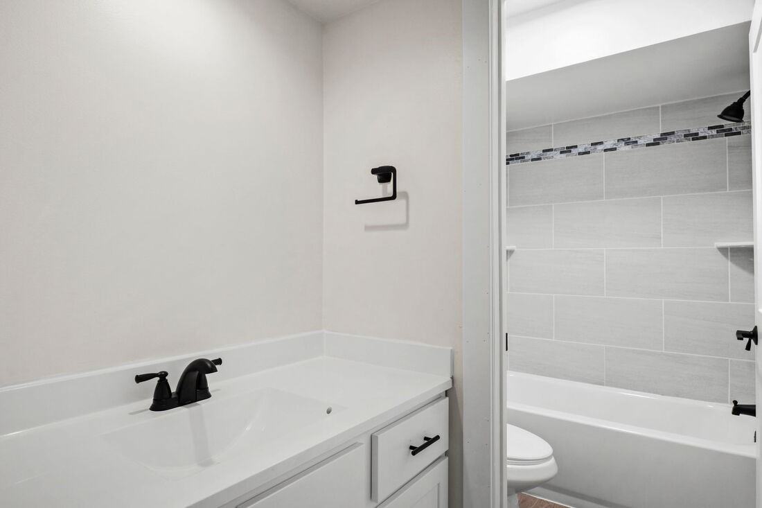 4934 Whitcomb Dr #4934-7 - Photo 5 of 13