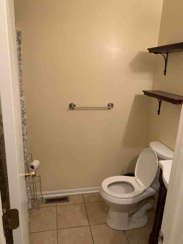 875 Vine St #TH - Photo 2 of 9