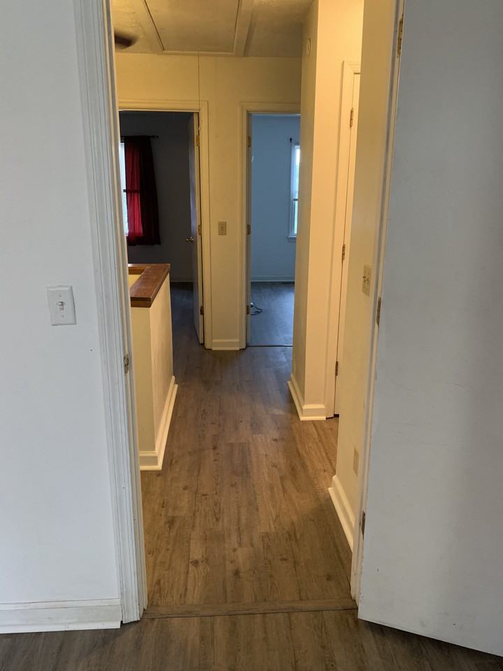 875 Vine St #TH - Photo 7 of 9