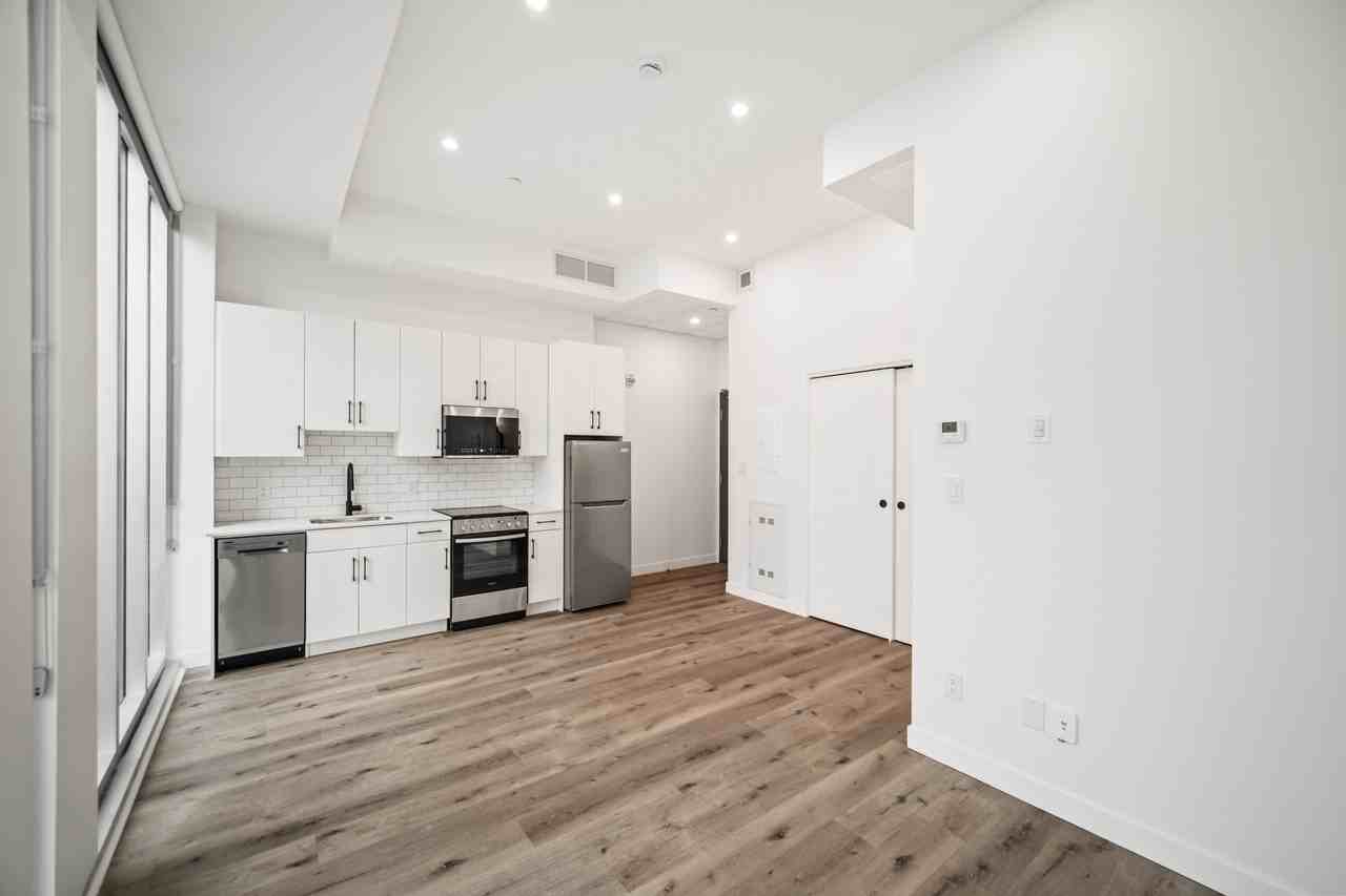 171 Donald Street - Photo 7 of 14