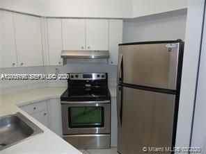 8255 Sw 152nd Ave - Photo 2 of 3
