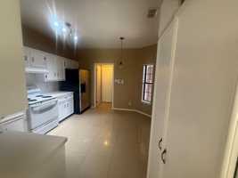featured image of 2201 E 21st St