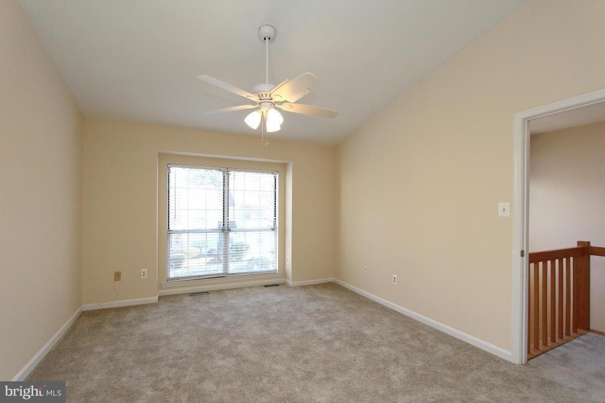 1507 Ingram Ter - Photo 6 of 30