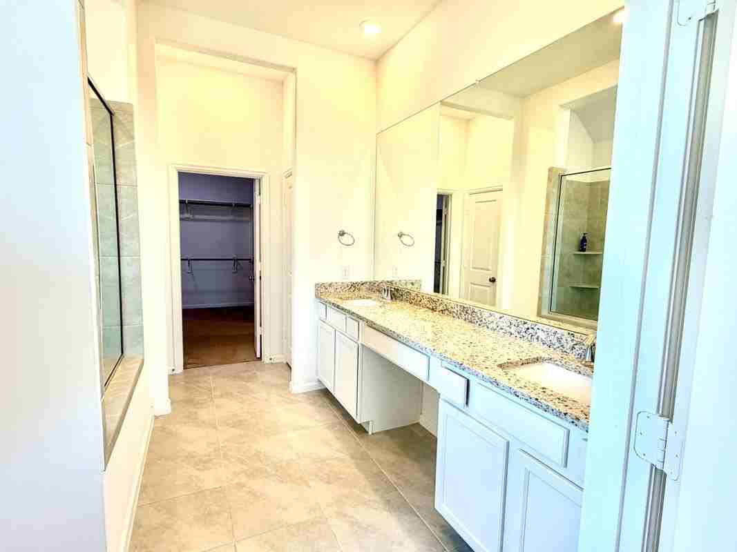 3715 Rock Ledge Dr - Photo 6 of 15