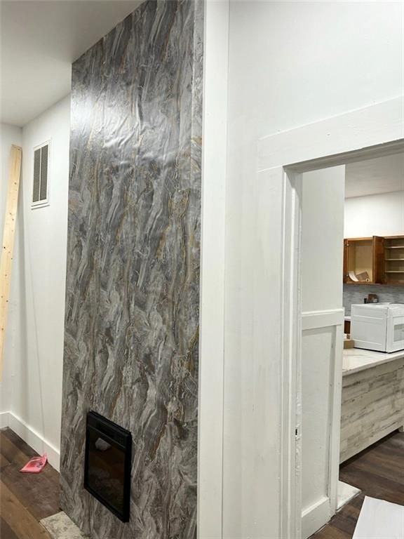 248 Madison St - Photo 3 of 12