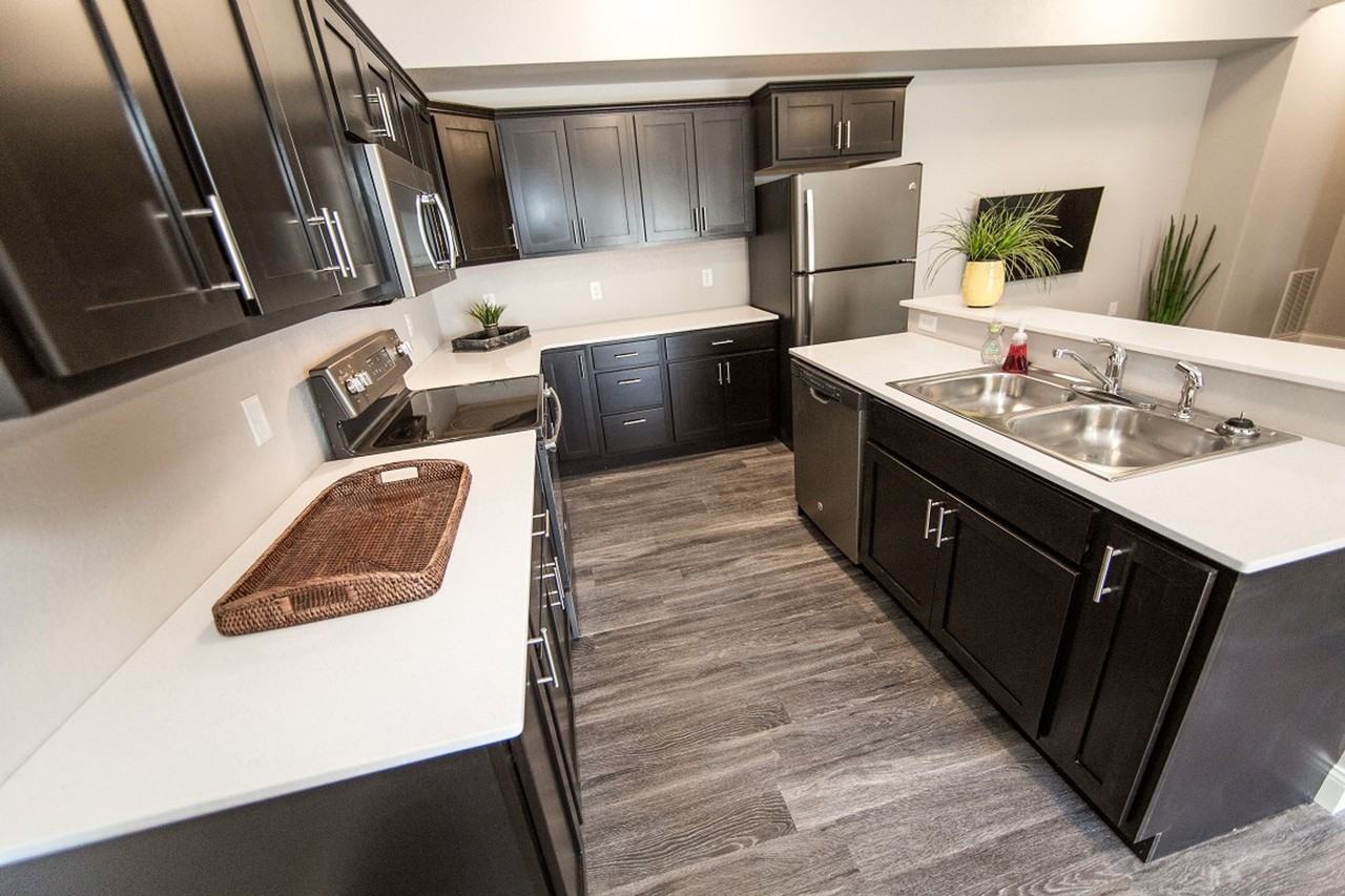 Legacy Condos: 10 Plex - Photo 6 of 35