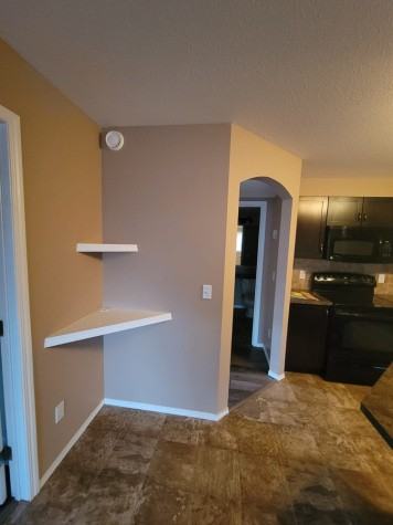 31 Av Jamieson - Photo 4 of 14