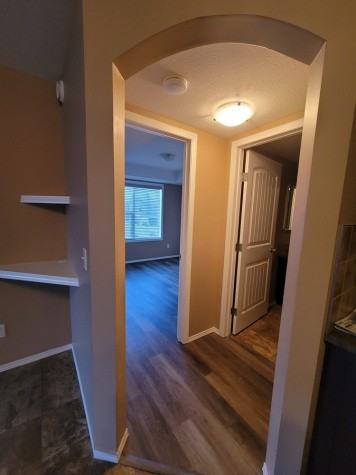 31 Av Jamieson - Photo 5 of 14