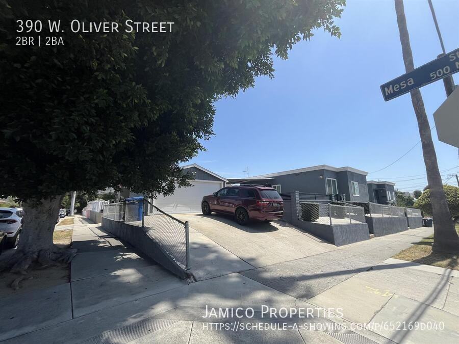 390 W Oliver St - Photo 2 of 44