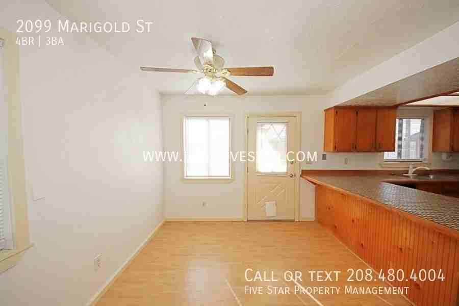 2099 Marigold St - Photo 6 of 22