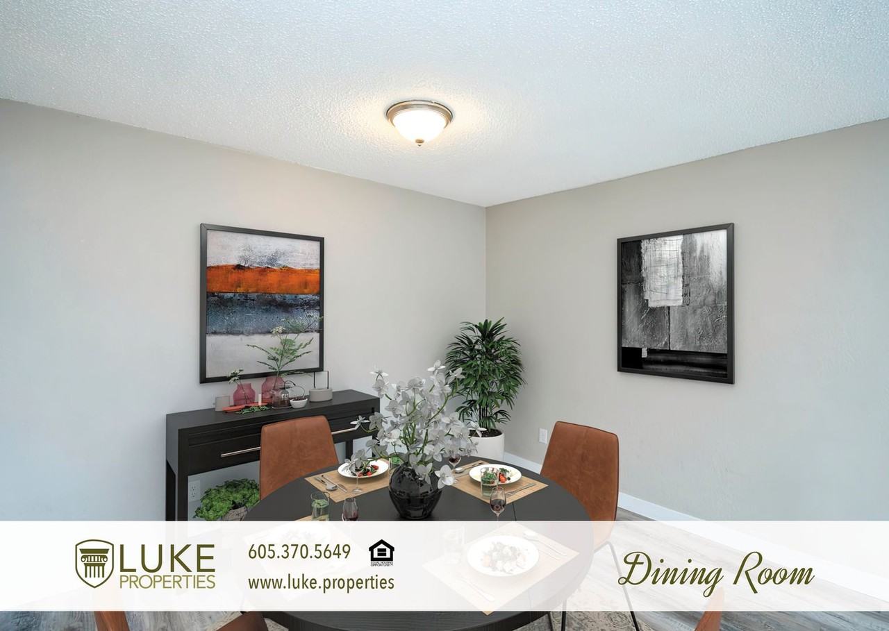401 S Sycamore Ave #303 - Photo 4 of 16
