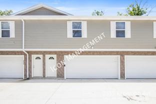 2555 Redwood Ave - Photo 1 of 1