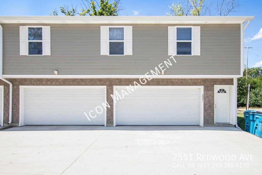 2551 Redwood Ave - Photo 2 of 21