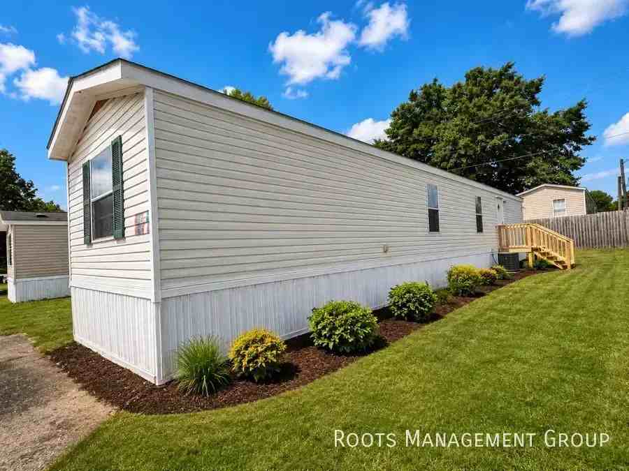 387 Webster Rd #53 - Photo 2 of 20