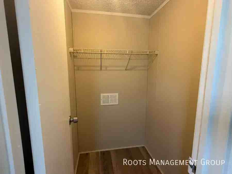 387 Webster Rd #53 - Photo 5 of 20