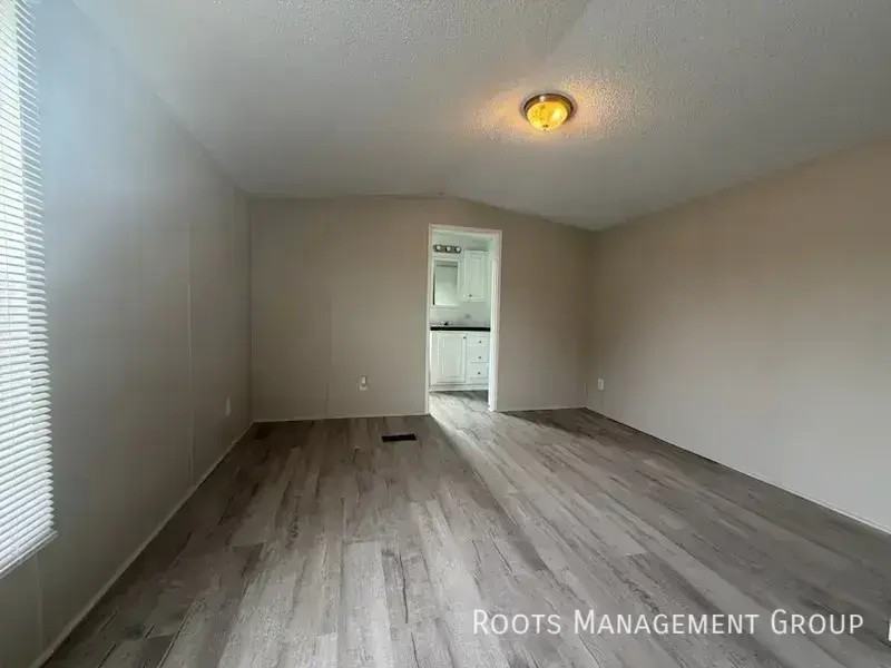387 Webster Rd #163 - Photo 3 of 17