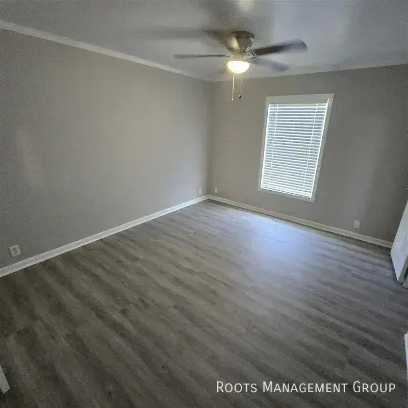 15766 Clarke Springs Dr #15766C - Photo 5 of 18
