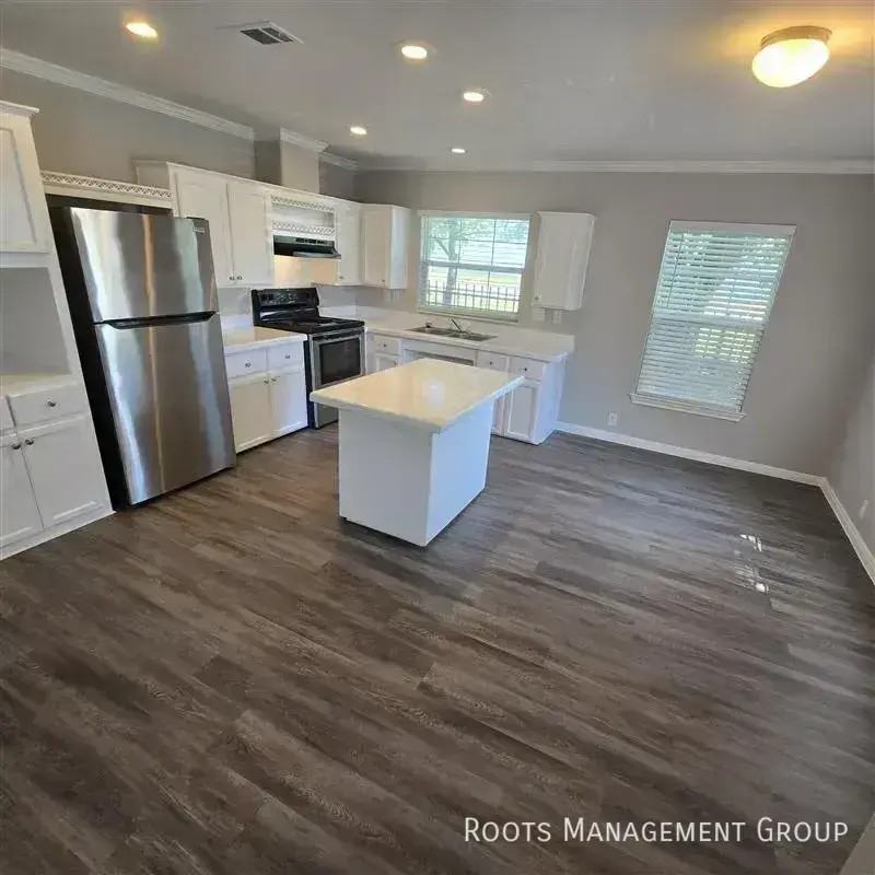 15706 Clarke Springs Dr #15706C - Photo 5 of 23