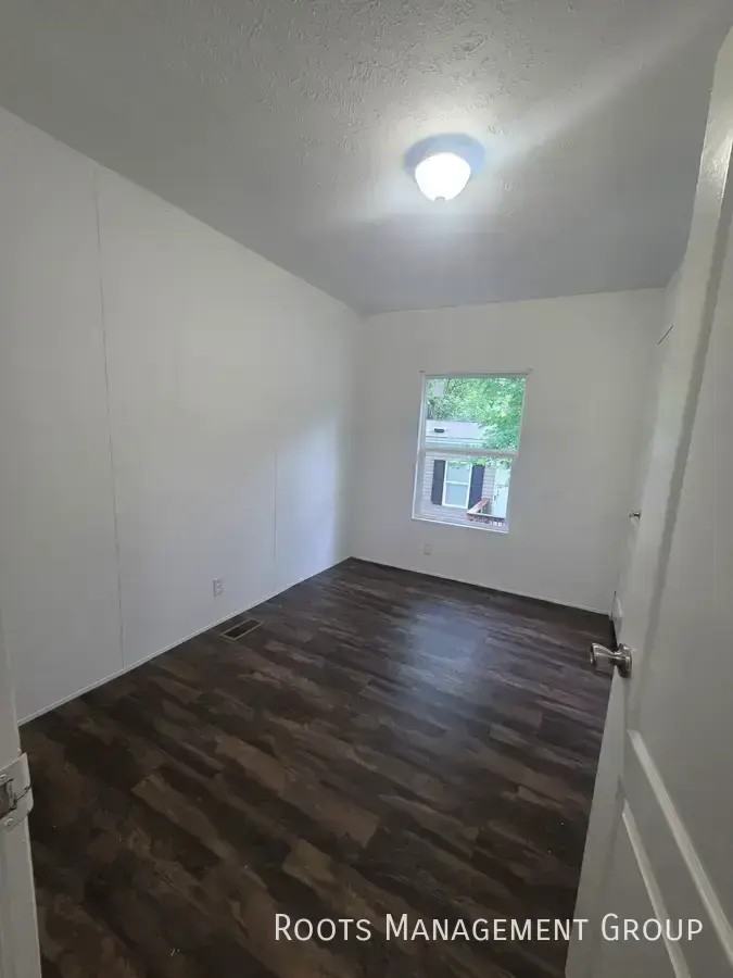 42 Daniel Dr #42 - Photo 5 of 16