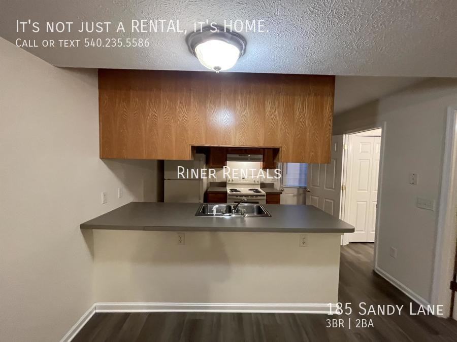 185 Sandy Ln - Photo 5 of 19