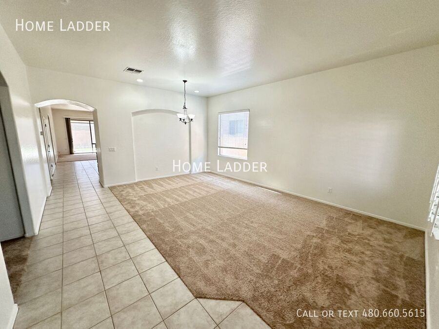 6822 S 55th Ln - Photo 2 of 28