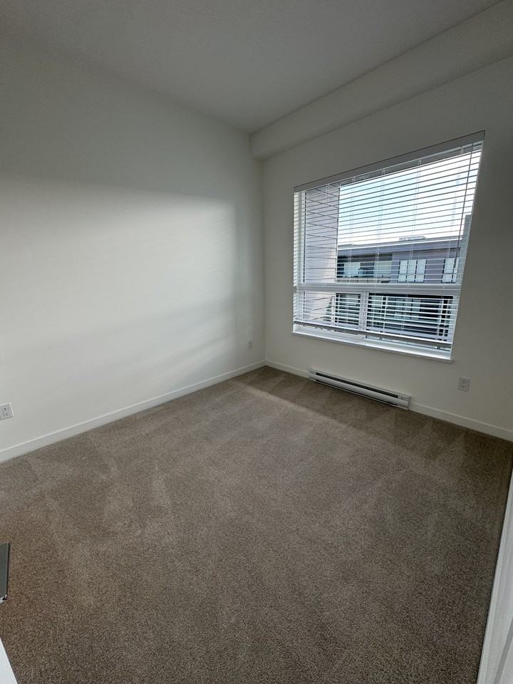 15735 85 Avenue #612 - Photo 6 of 17