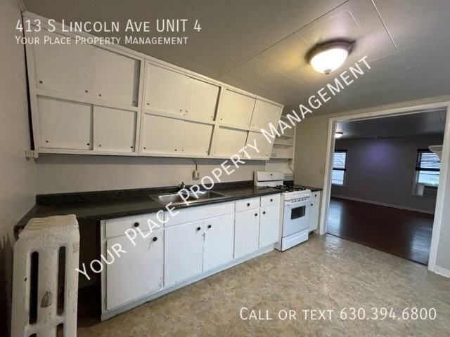 413 S Lincoln Ave Unit 4 - Photo 3 of 13