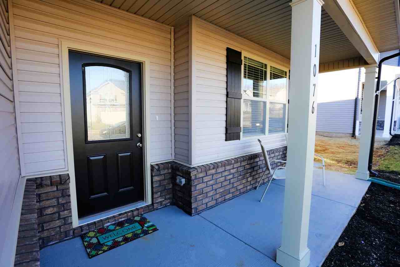 1076 Black Oak Cir - Photo 4 of 29