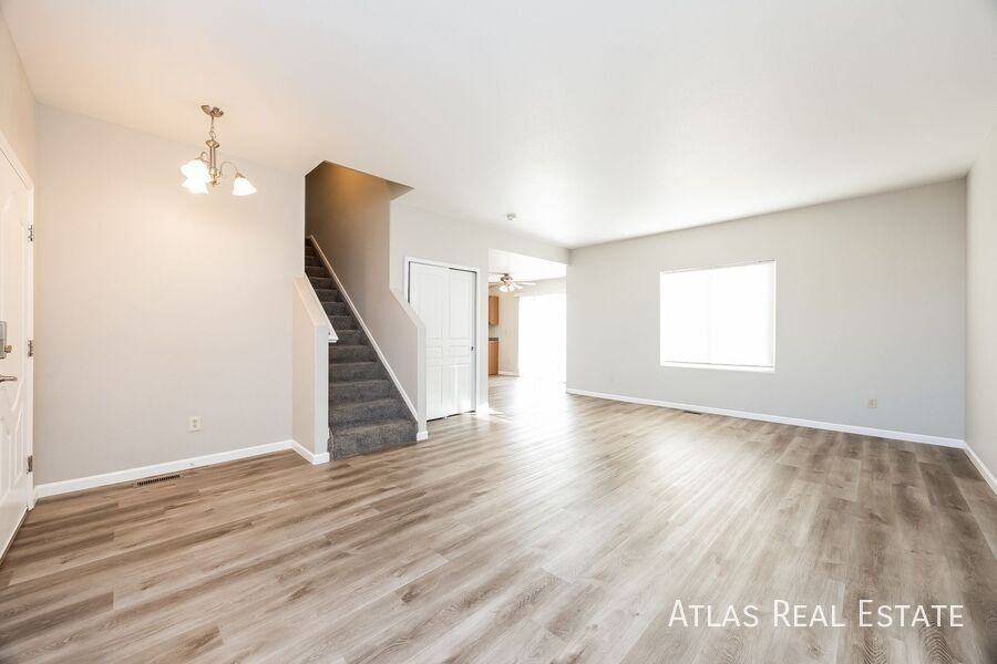 7817 Calabash Rd - Photo 2 of 20