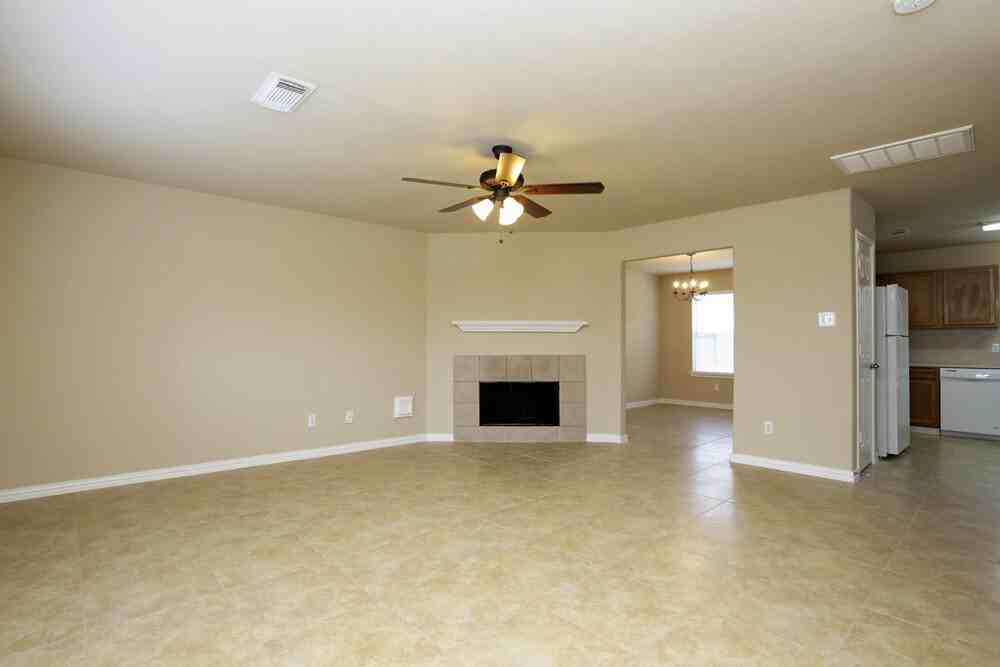 5219 Caymus Dr - Photo 3 of 15
