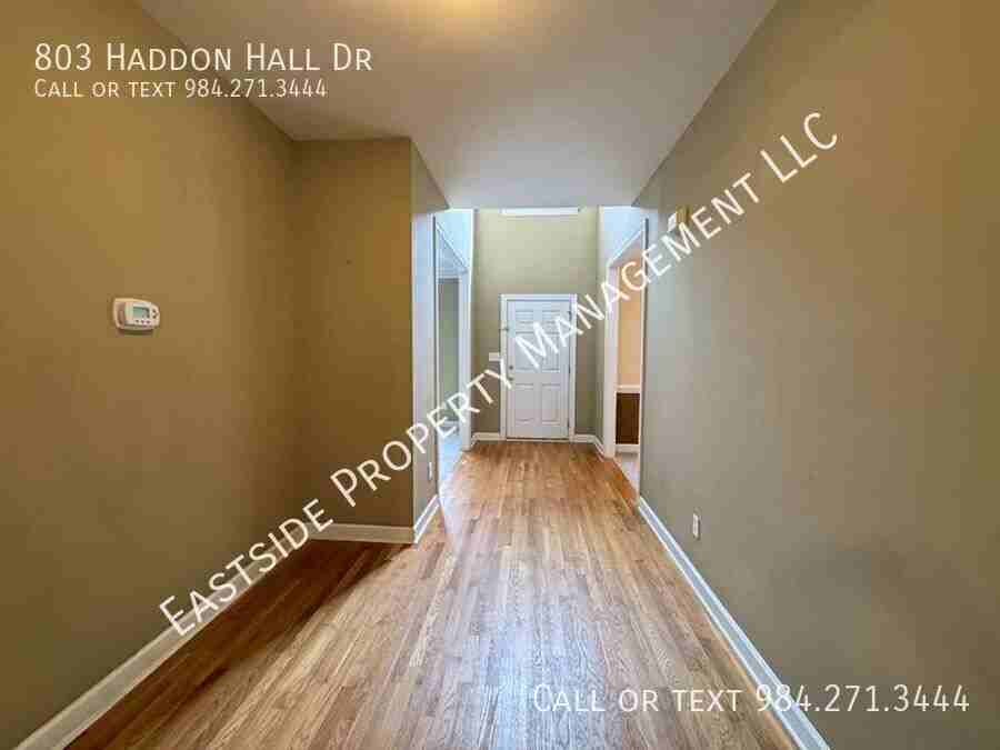 803 Haddon Hall Dr - Photo 5 of 30