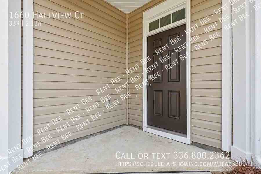 1660 Hallview Ct - Photo 4 of 30