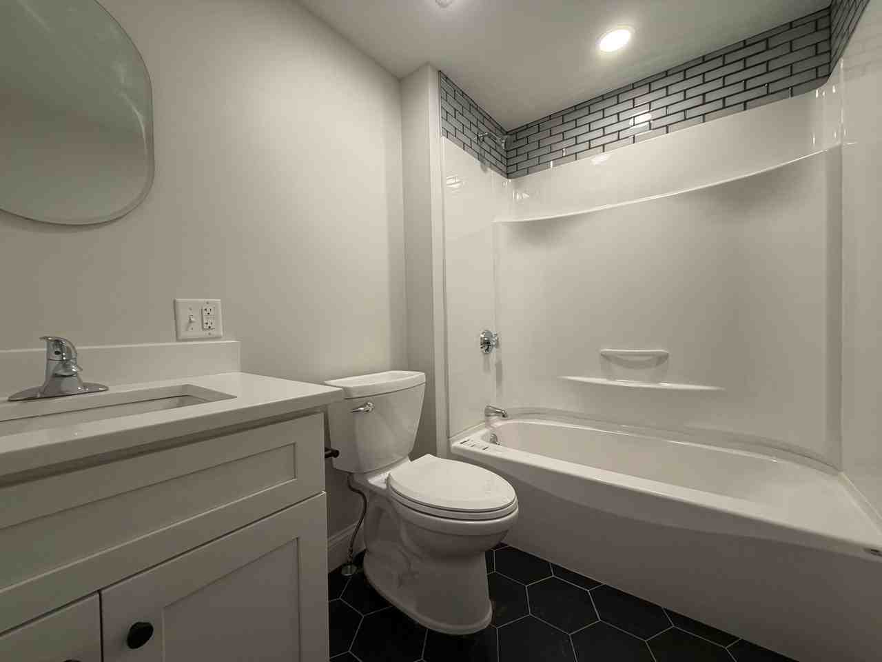 38 Washington St #201 - Photo 7 of 22